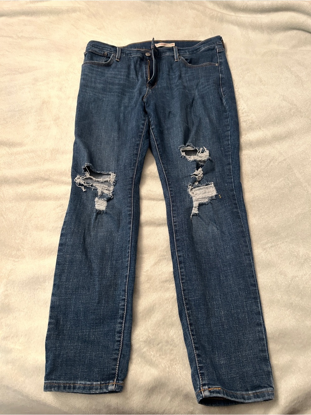 Levi’s high rise Skinny 712 size 14w